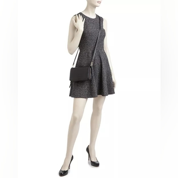 Tory Burch Thea Bag 7.75" x 6" compact crossbody Lay flat Style dark Navy - Picture 4 of 10